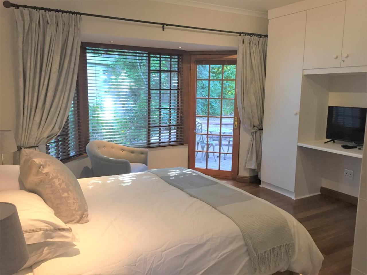 Lydall Wild Tranquil Garden Suites Johannesburg Exteriör bild